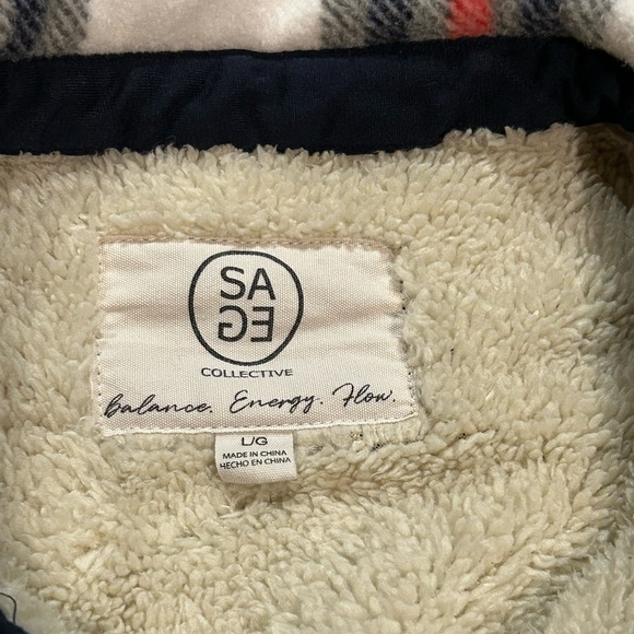 Sage Collective Plaid Sherpa Lined Shacket - Picture 8 of 8